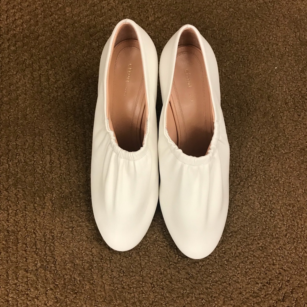 BNIB Celine Size 37 High Pumps; White